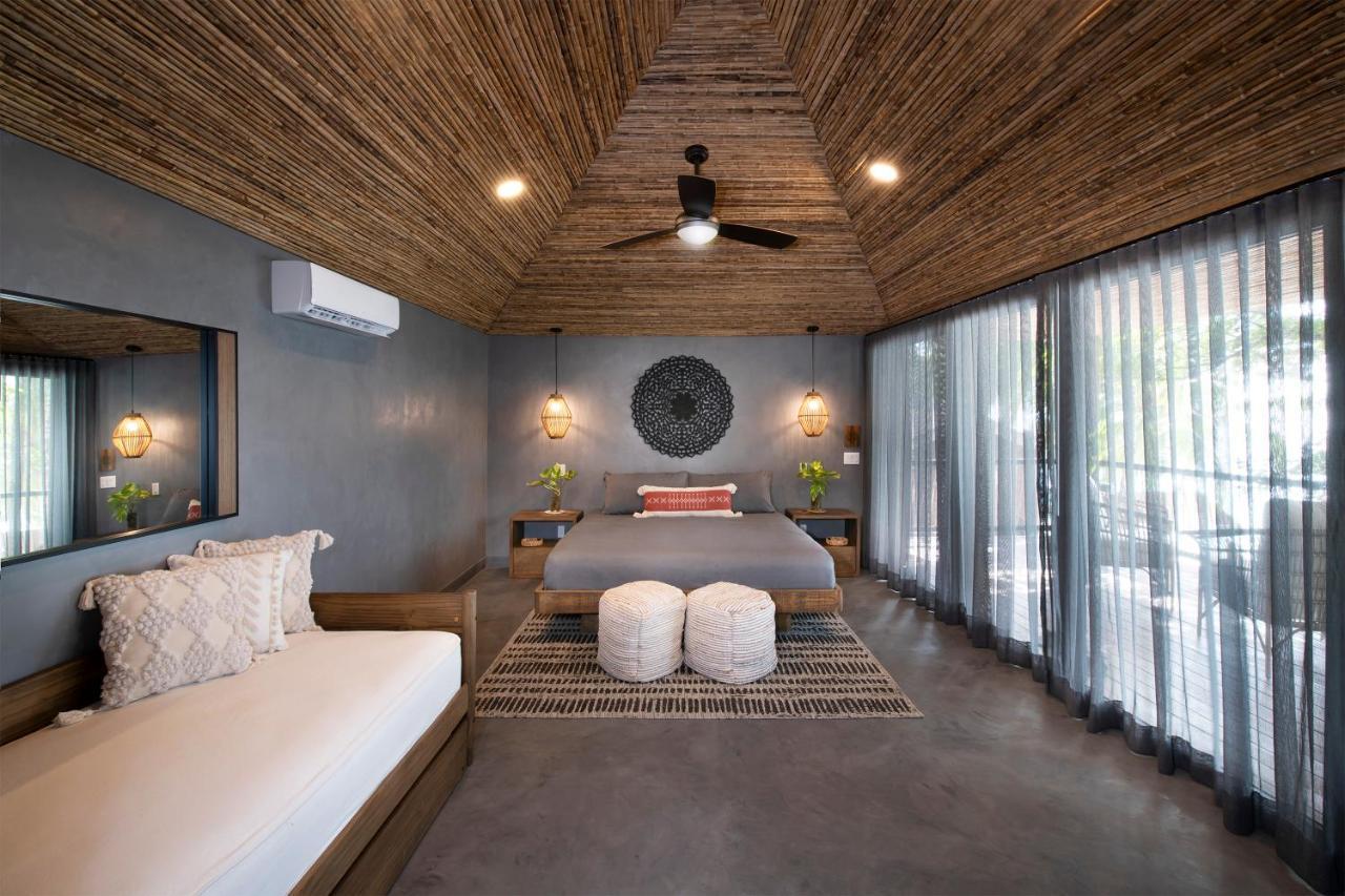 Arca Hotel West Bay Ngoại thất bức ảnh