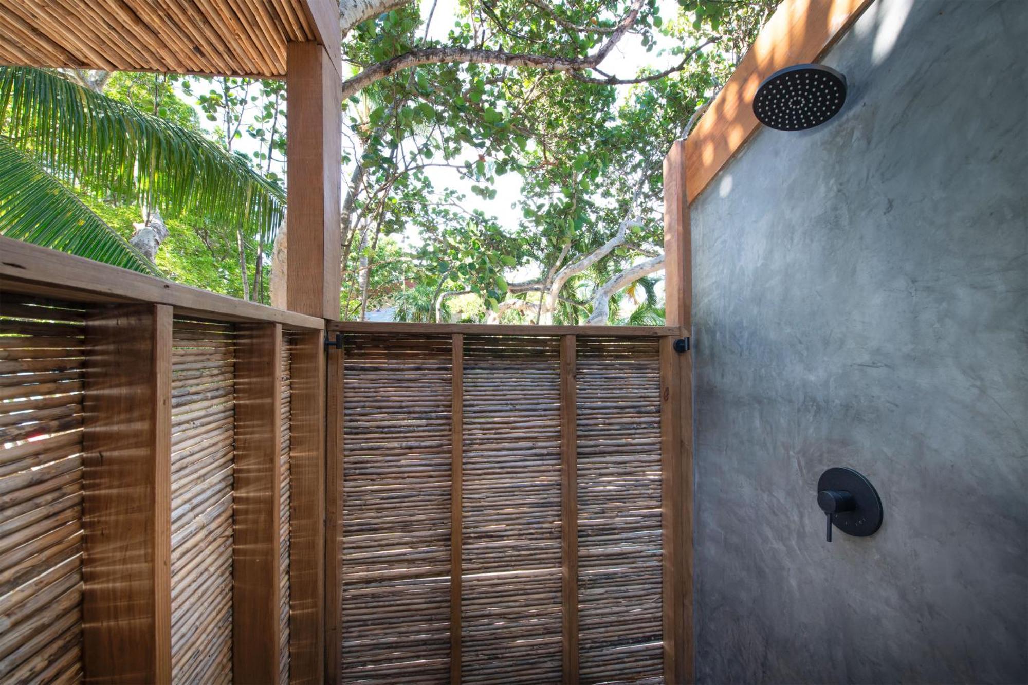 Arca Hotel West Bay Ngoại thất bức ảnh